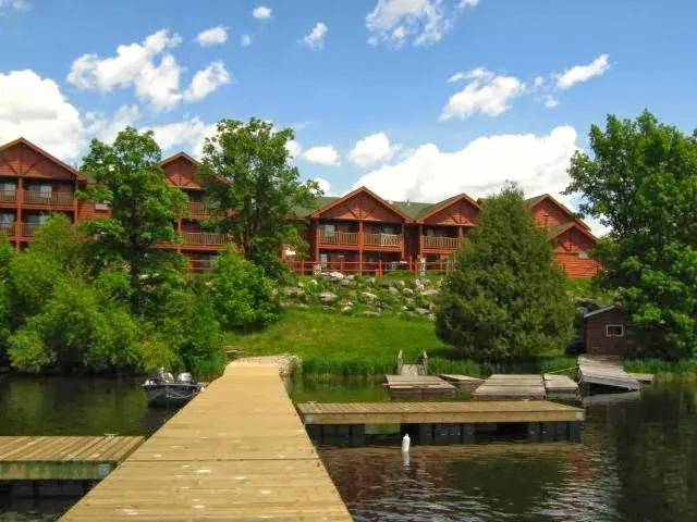Oveson's Pelican Lake Resort & Inn