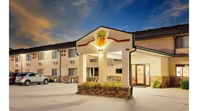 Super 8 by Wyndham St. James