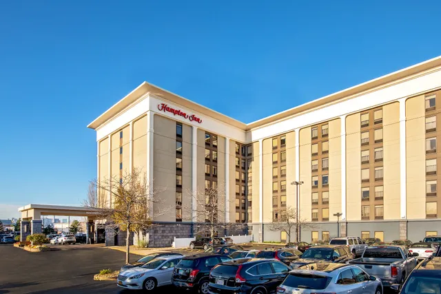 Hampton Inn Boston-Logan Airport