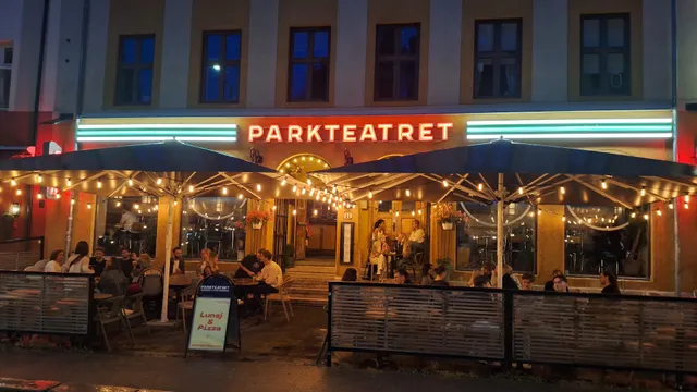 Park Theater Bar