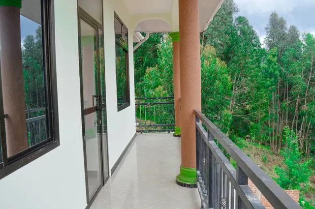 Sweetland View Hotel