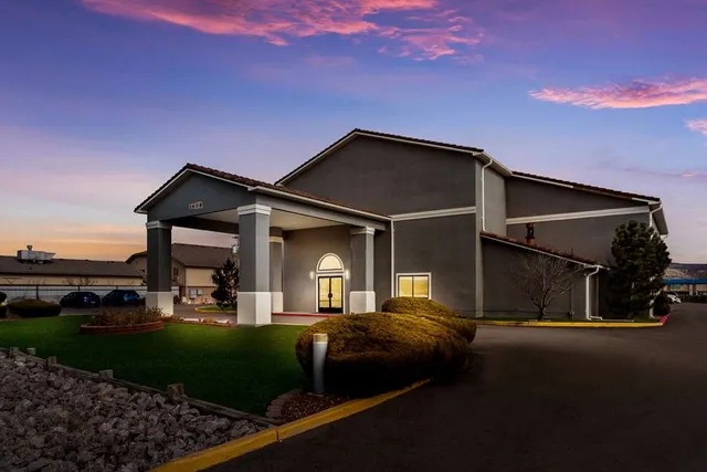 SureStay by Best Western Grants