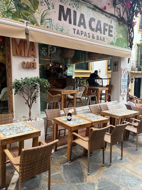 MIA CAFE - Tapas & Bar