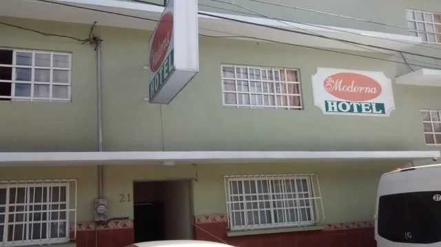 La Moderna HOTEL