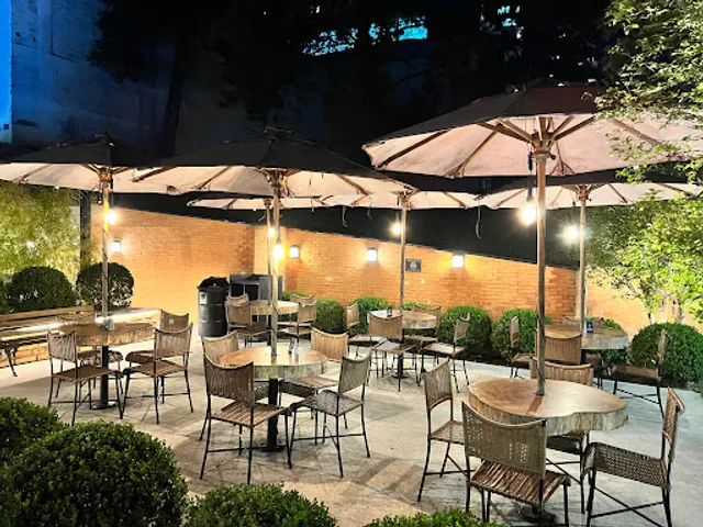 Madero & Jeronimo Burger 18 do Forte