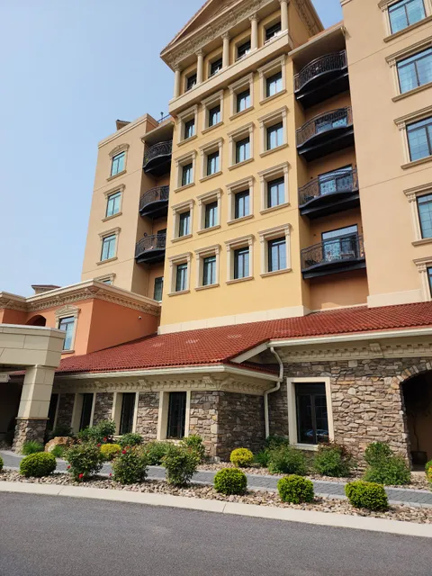 Graystone Grande Palazzo