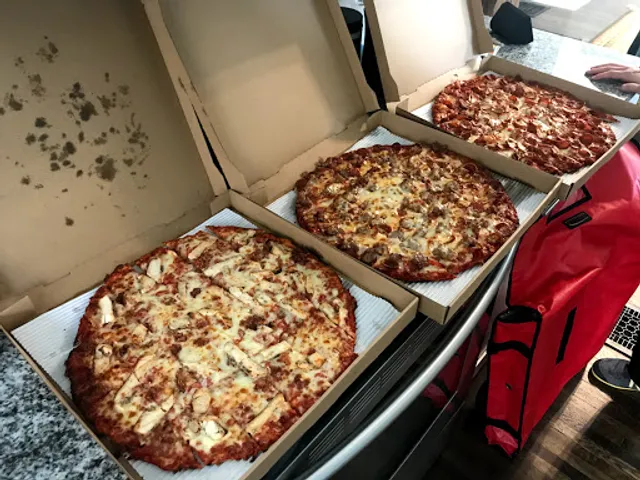 Tammy's Pizza - Broadway Town Center