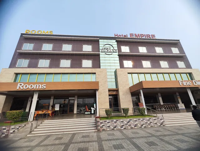 Hotel Empire