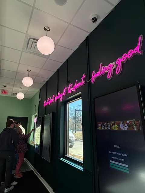 Ivy Hall Dispensary - Edwardsville