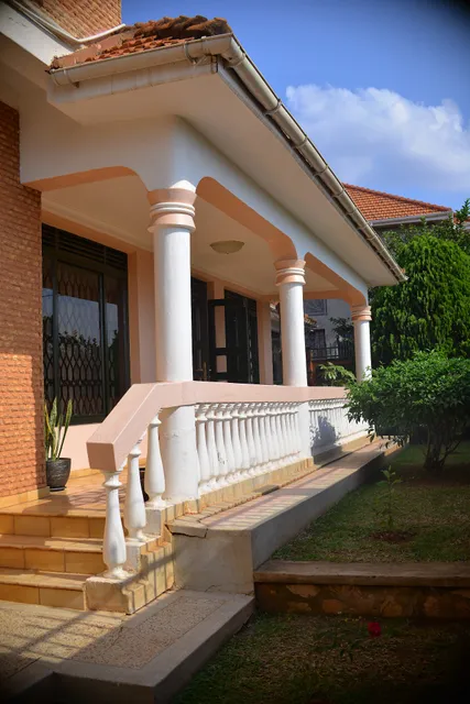 Nile Estates Villa Kiwatule