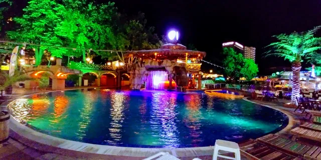 HPM Sirena Apartments - Front Line