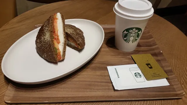 Starbucks Reserve Cheongdam Star