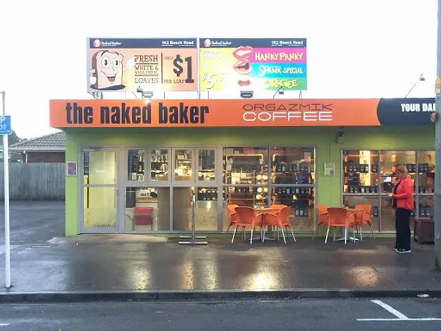 The Naked Baker