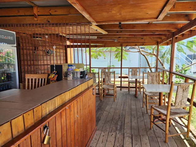 The Backyard Bar & Grill