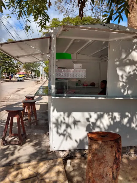 Taqueria doña mari ( la biblioteca)