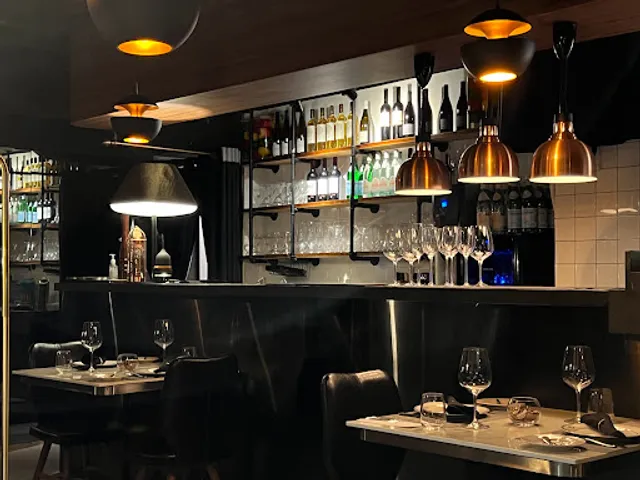 Amina Modern European