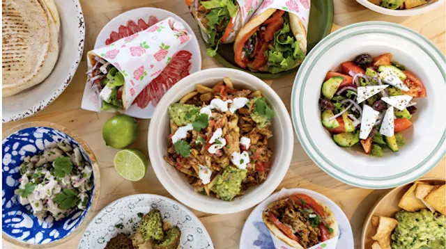 Nude Pita (Design District)