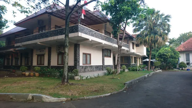 "Guest House HEVEA SYARIAH" BPTK Bogor