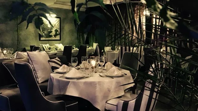 Jardin des Arômes : Restaurant & Lounge