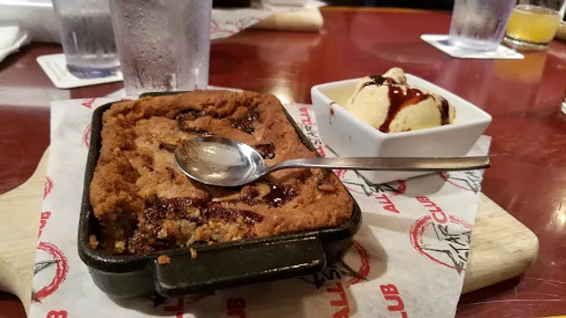 Fox & Hound - Overland Park, KS