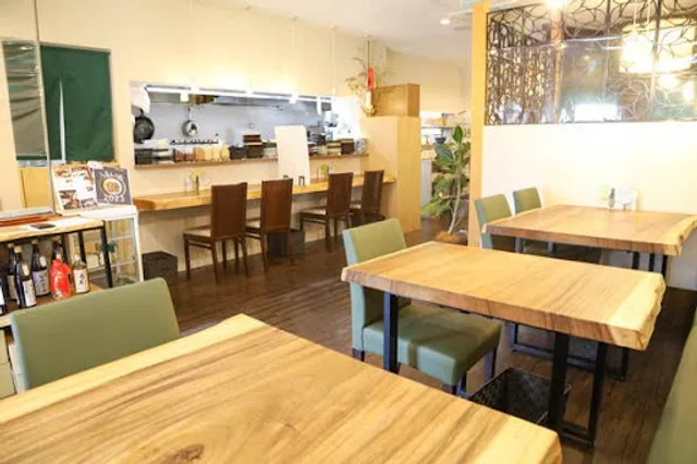 Chinese Dining Shoka