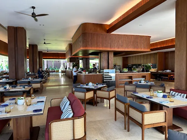 Arunika Restaurant by The Meru Sanur