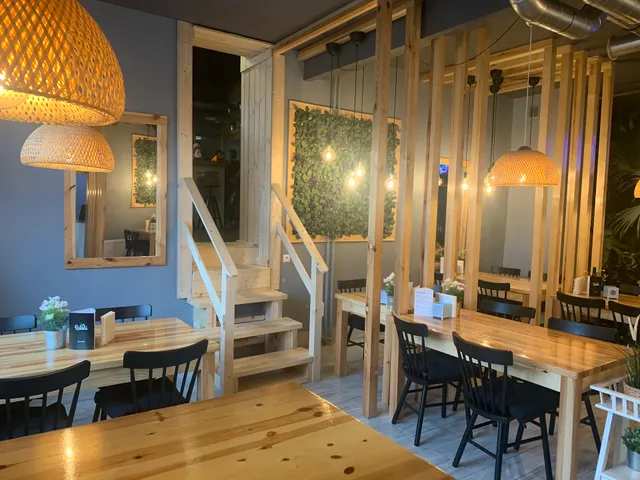 Arugula Pizza Bistro