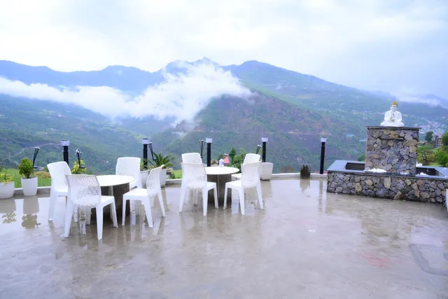 Yashasvi Himalayan Resort