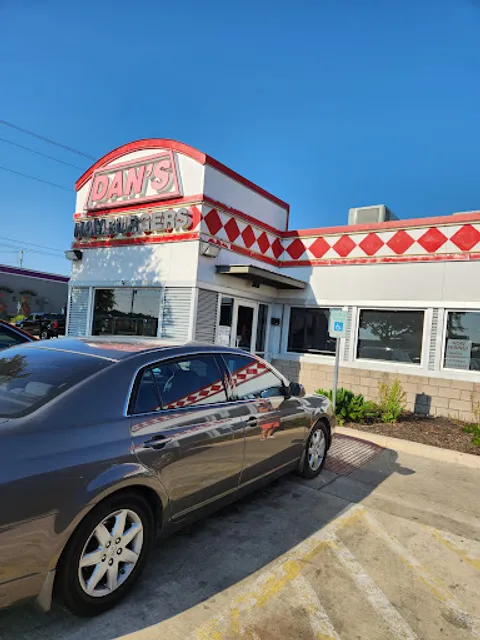 Dan's Hamburgers - Buda