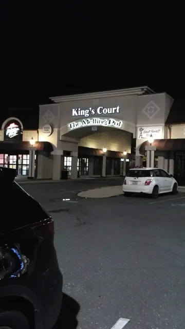 Kings Court Shopping Center