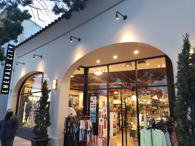 Emerald City Surf Shop