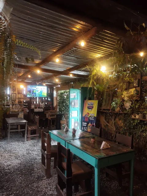 La fondita y jardín de Ibañez