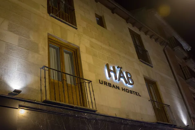 Hab Urban Hostel