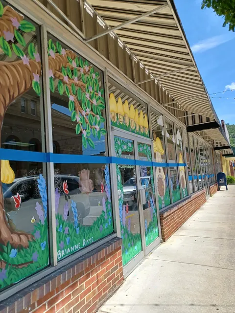 Lad n' Lassie Children's Boutique