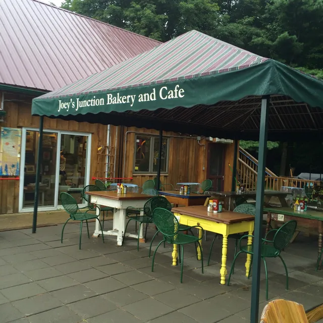Joey’s Junction Bakery and Cafe