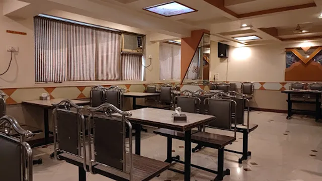 Kubera Veg Restaurant