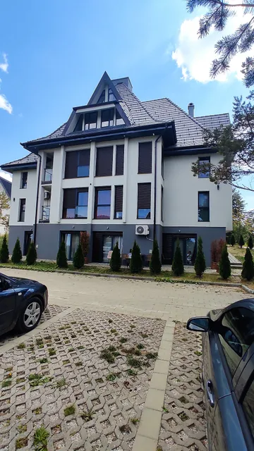 Apartmani NINA Bombonjera