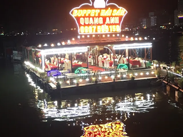 Nhà Hàng Nổi Quang Anh Hải Sản Cát Bà