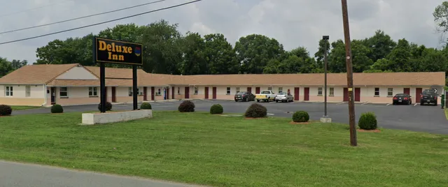 Deluxe Inn Elkton