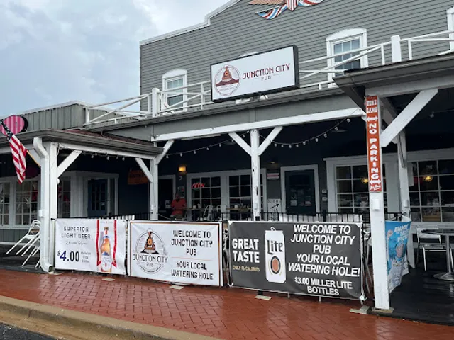 Junction City Pub