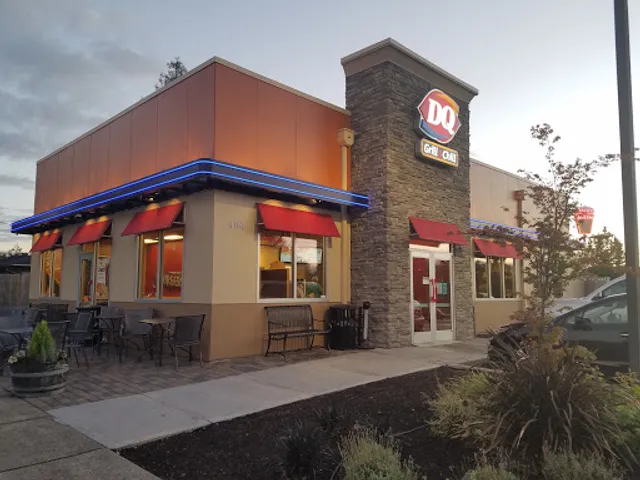 Dairy Queen Grill & Chill