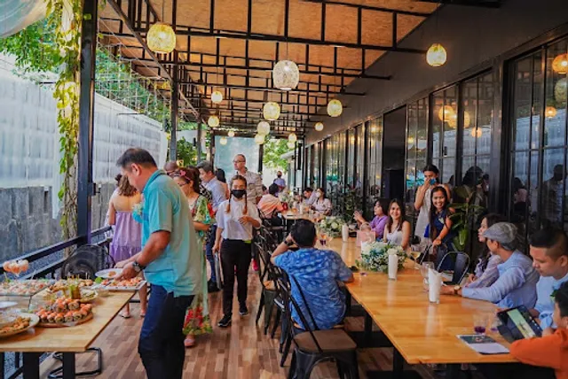 Naiyang Bay Restaurant ร้านอาหาร ในยาง เบย์