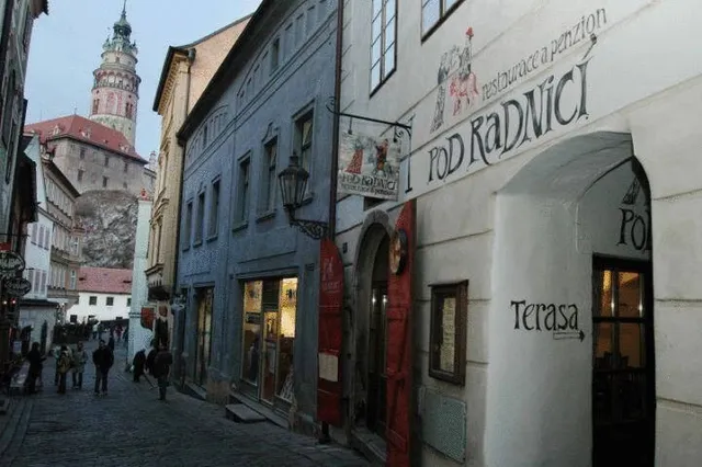 Restaurace a penzion Pod Radnicí