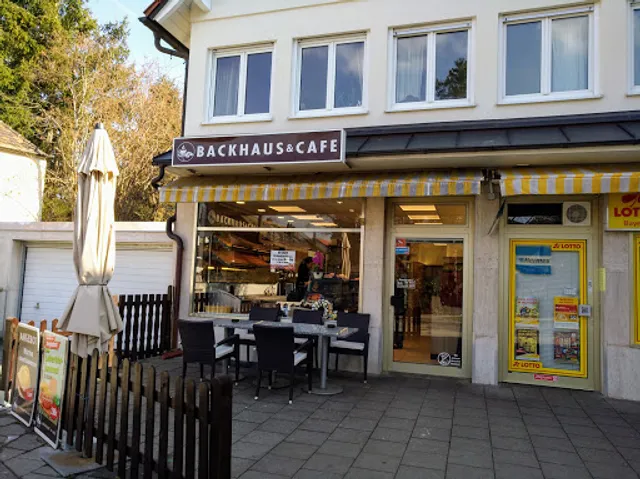 Backhaus & Cafe