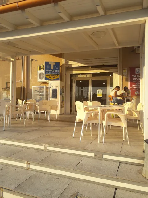 PLOOM STORE - Pedalino Bar - Tabacchi - Pasticceria - Gelateria