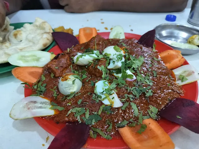 AL Huzaifa Restaurant Veg And Non Veg
