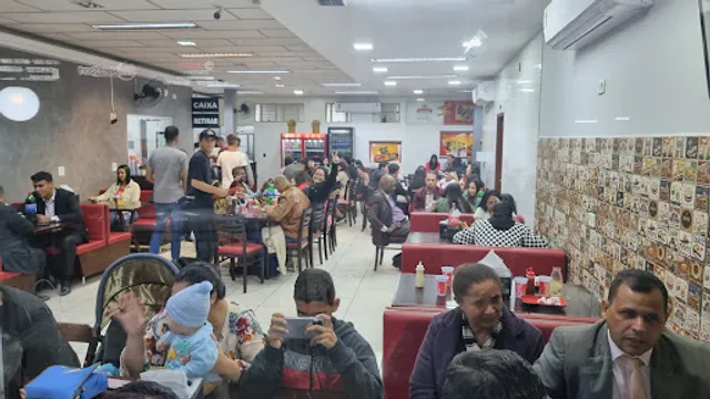 Paula & Marcos Lanches