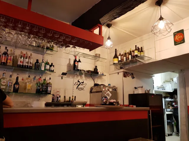 Entre 2 Tapas - Bar à Tapas