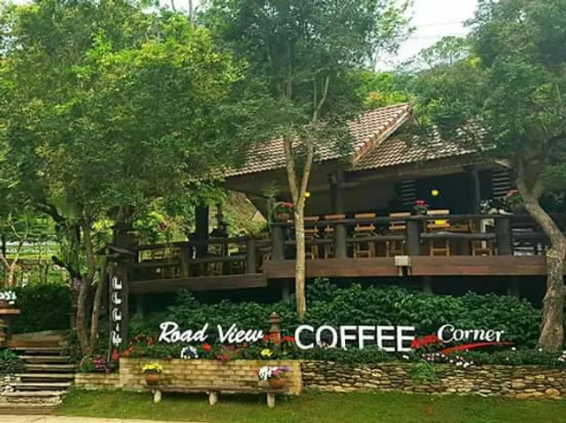 The Road View Resort