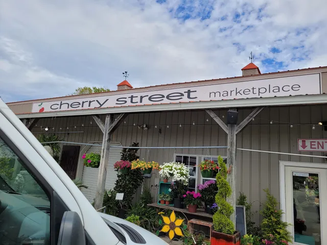 Redmond Boys and The Clay Market at Cherry Street Marketplace